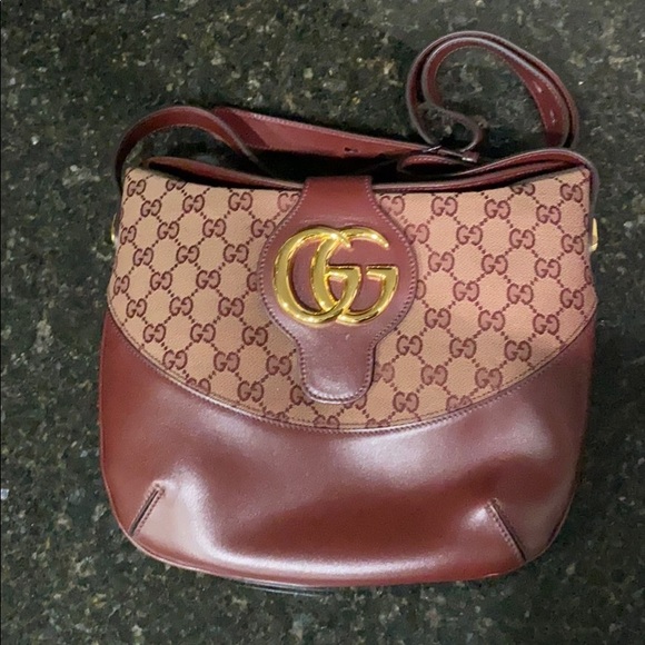 Gucci Handbags - Gucci bag